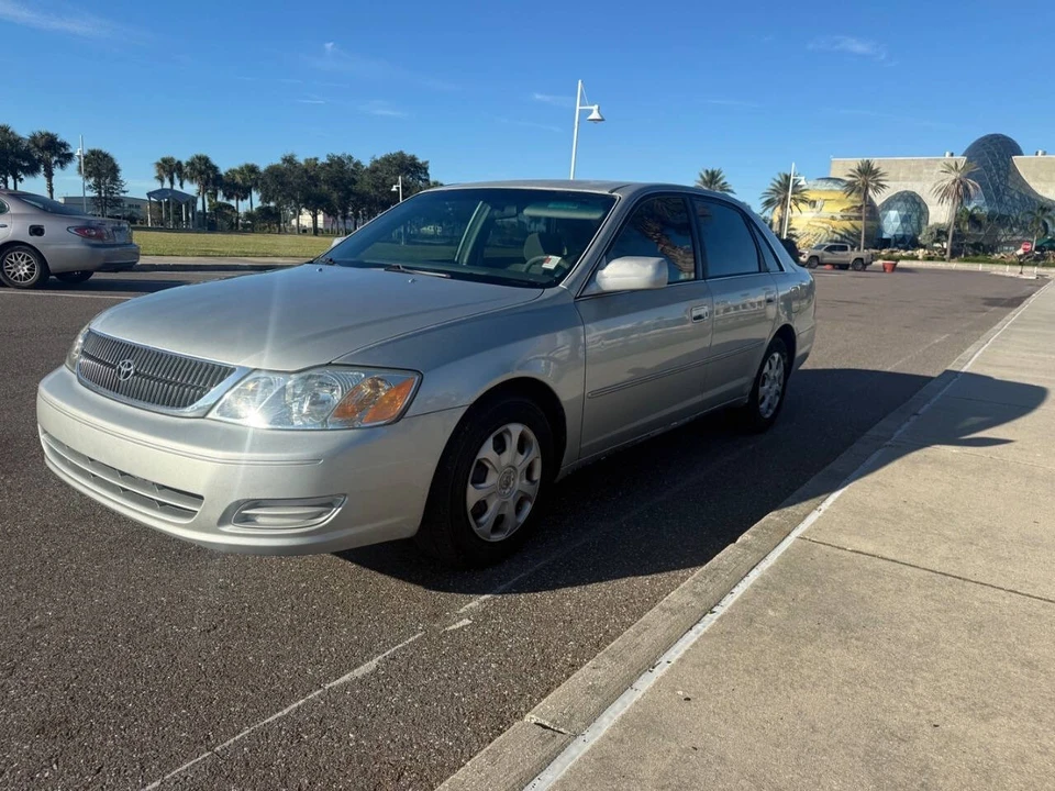 2001 Toyota Avalon 2nd Gen - Image 5 of 21
