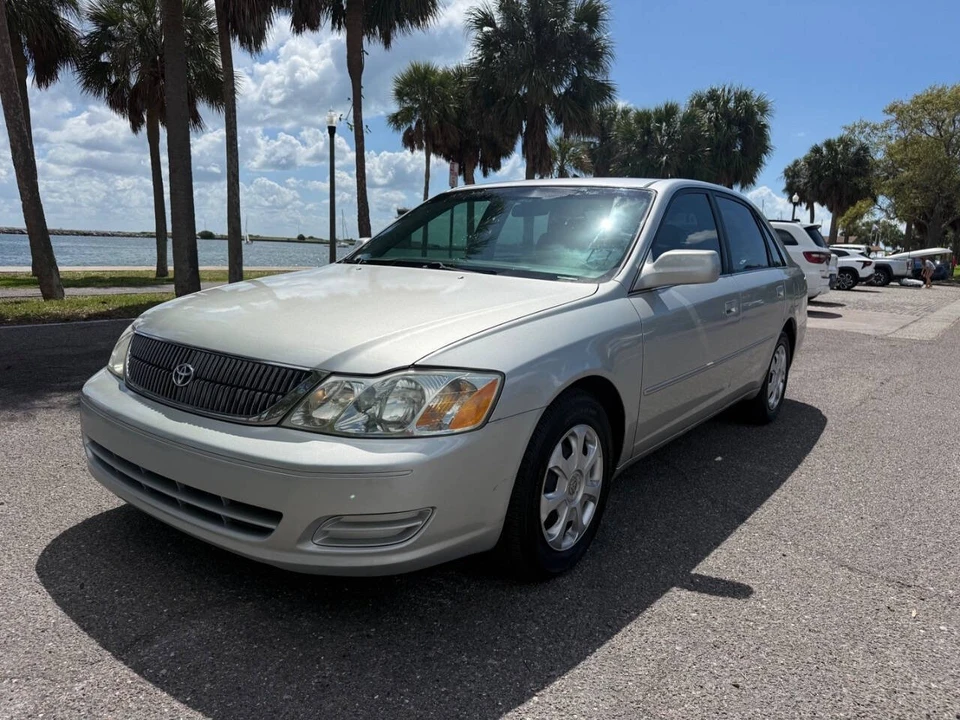 2001 Toyota Avalon 2nd Gen - Image 2 of 21