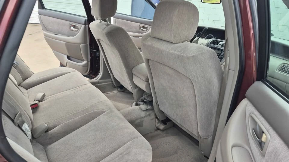 2001 Toyota Avalon 2nd Gen - Image 11 of 13