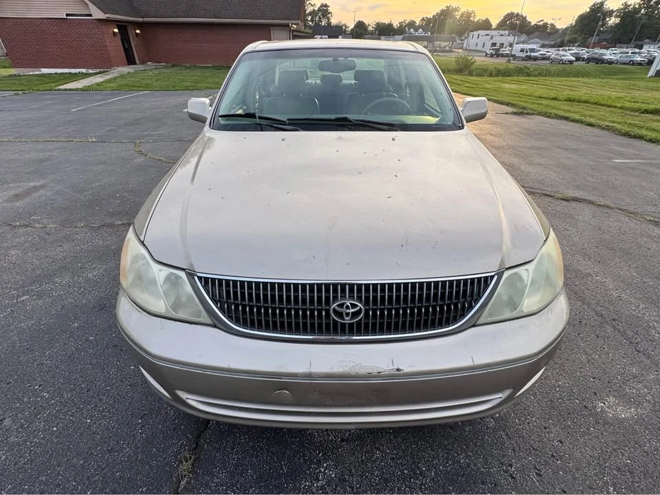 2001 Toyota Avalon 2nd Gen - Image 8 of 14