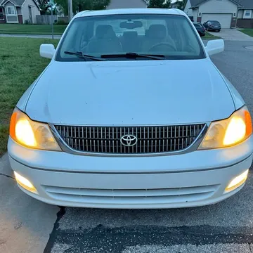 2001 Toyota Avalon XLS Sedan 4D