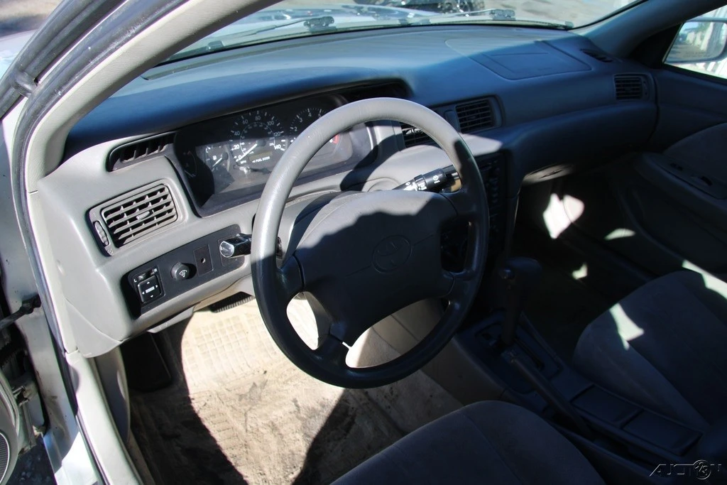 2001 Toyota Camry 4th Gen - Image 13 of 21
