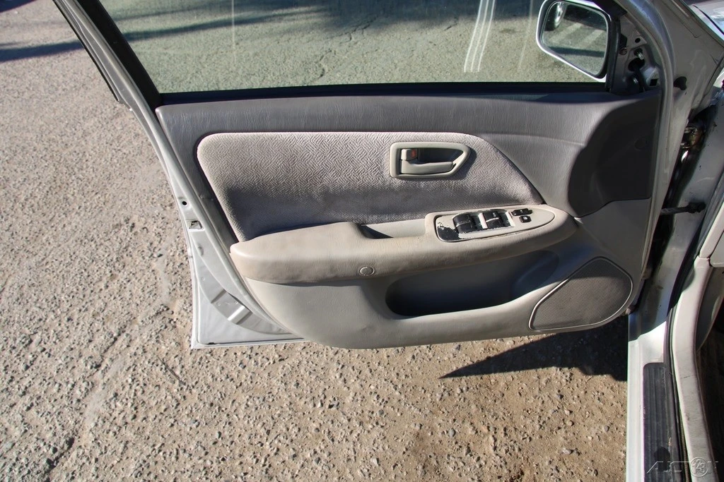 2001 Toyota Camry 4th Gen - Image 11 of 21