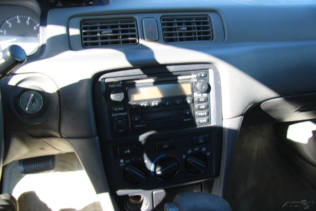 2001 Toyota Camry 4th Gen - Image 16 of 21