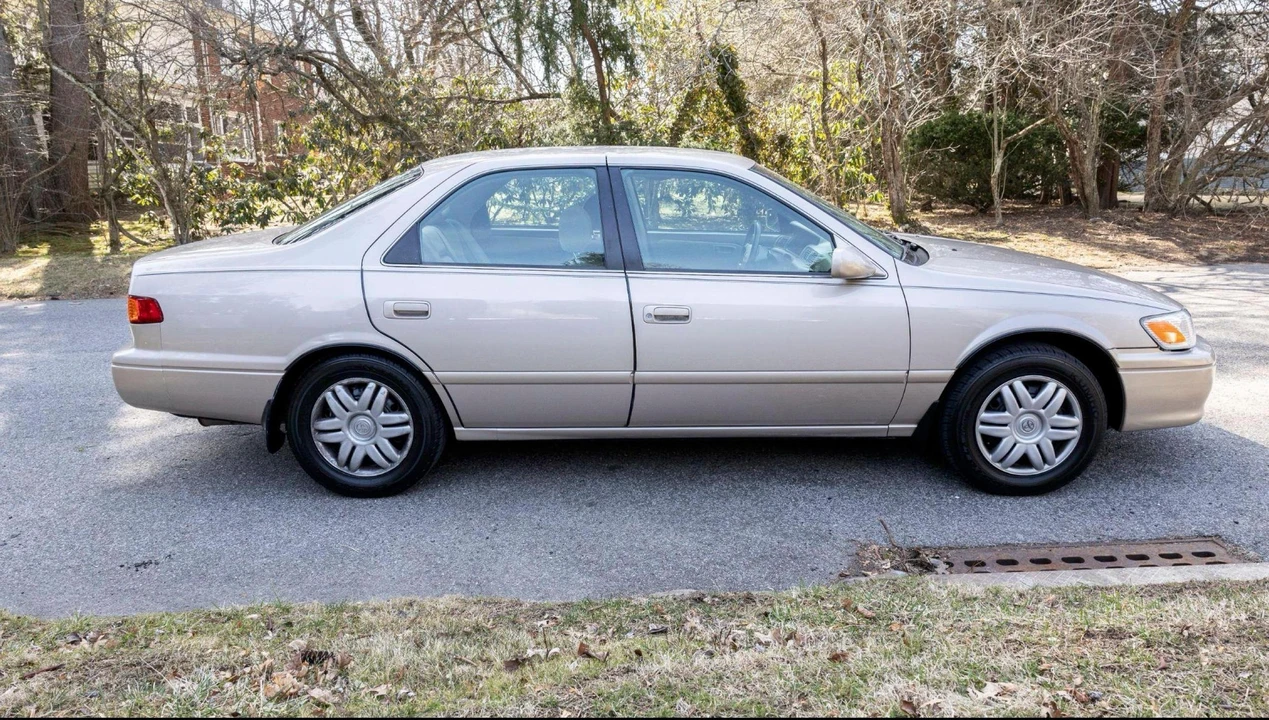 2001 Toyota Camry 4th Gen - Image 7 of 31