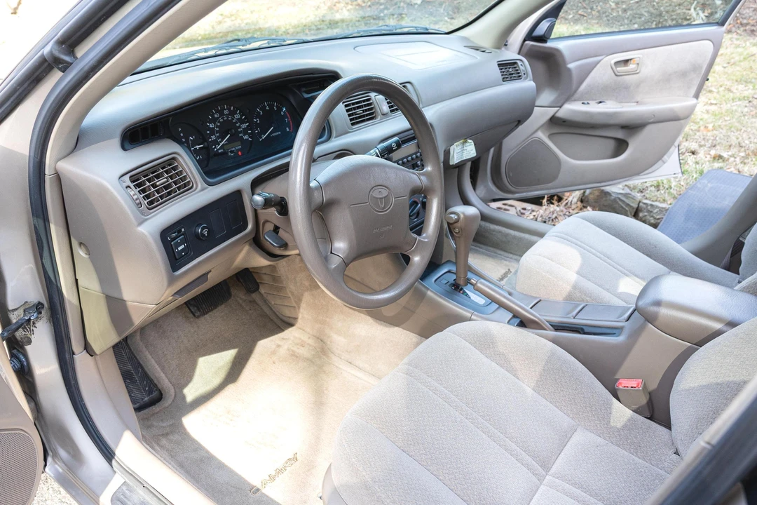 2001 Toyota Camry 4th Gen - Image 24 of 31