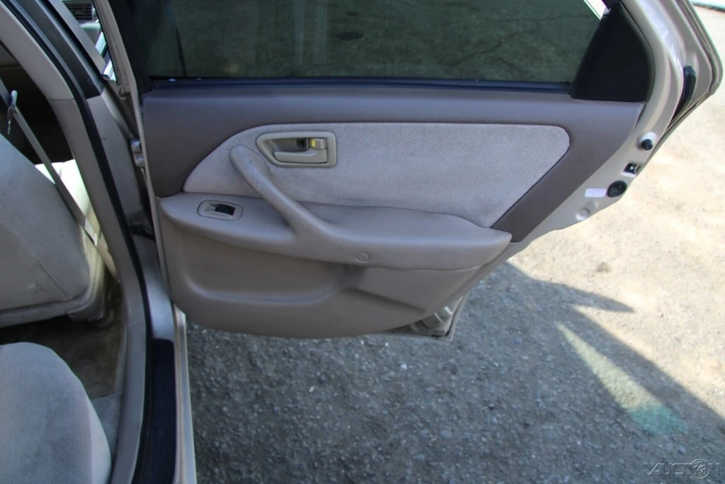 2001 Toyota Camry 4th Gen - Image 16 of 21