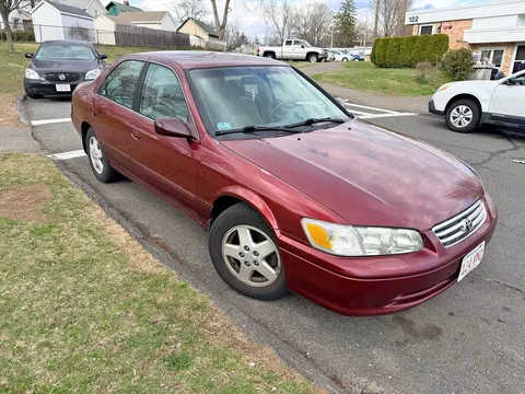2001 Toyota Camry LE Sedan 4D
