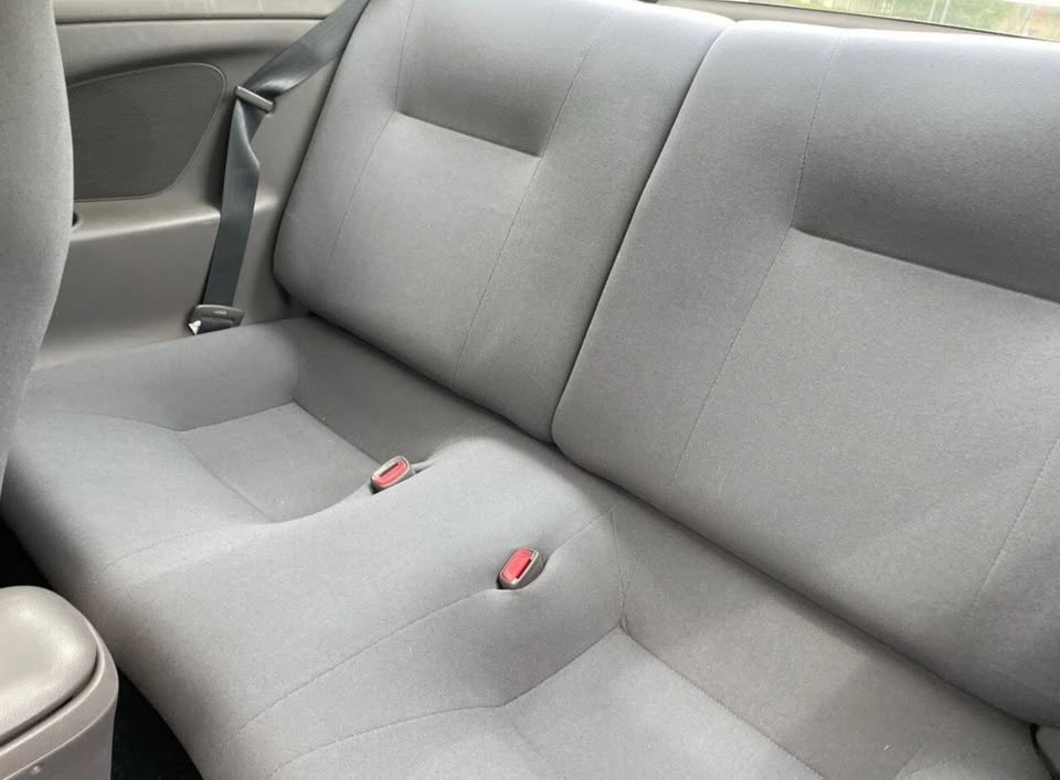 2001 Toyota Celica 7th Gen - Image 9 of 12