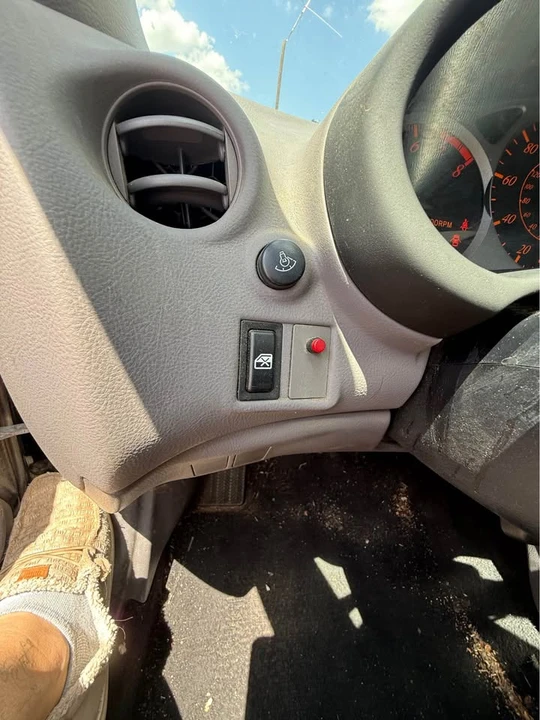 2001 Toyota Celica 7th Gen - Image 13 of 14