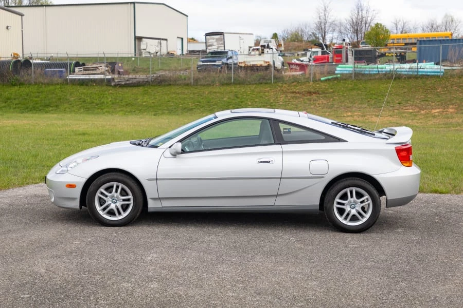 2001 Toyota Celica 7th Gen - Image 2 of 31