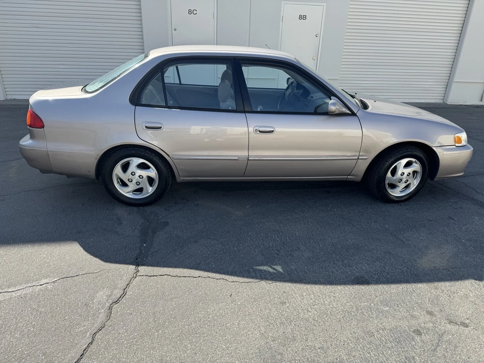 2001 Toyota Corolla 8th Gen - Image 4 of 21