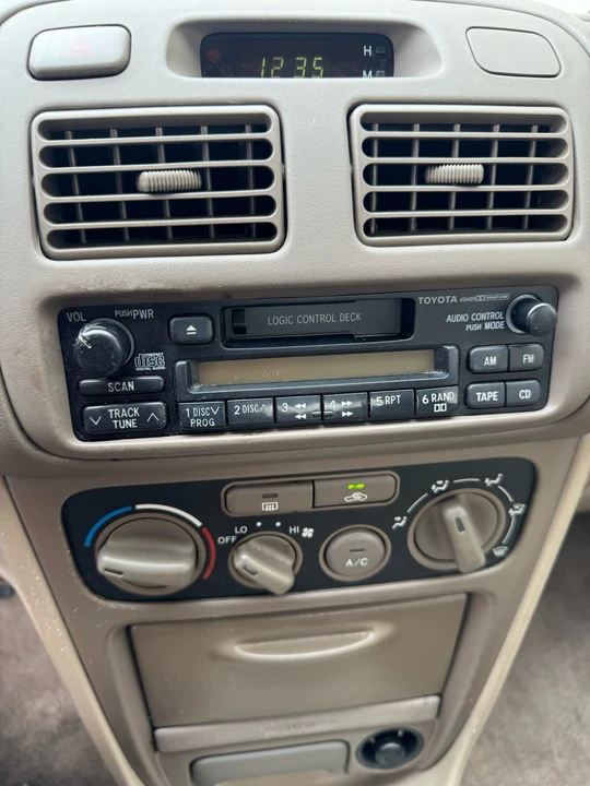 2001 Toyota Corolla 8th Gen - Image 15 of 21