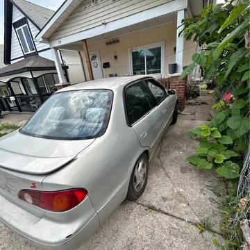 2001 Toyota Corolla DX Sedan 4D