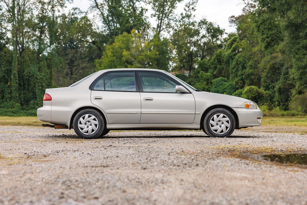 2001 Toyota Corolla 9th Gen - Image 8 of 31