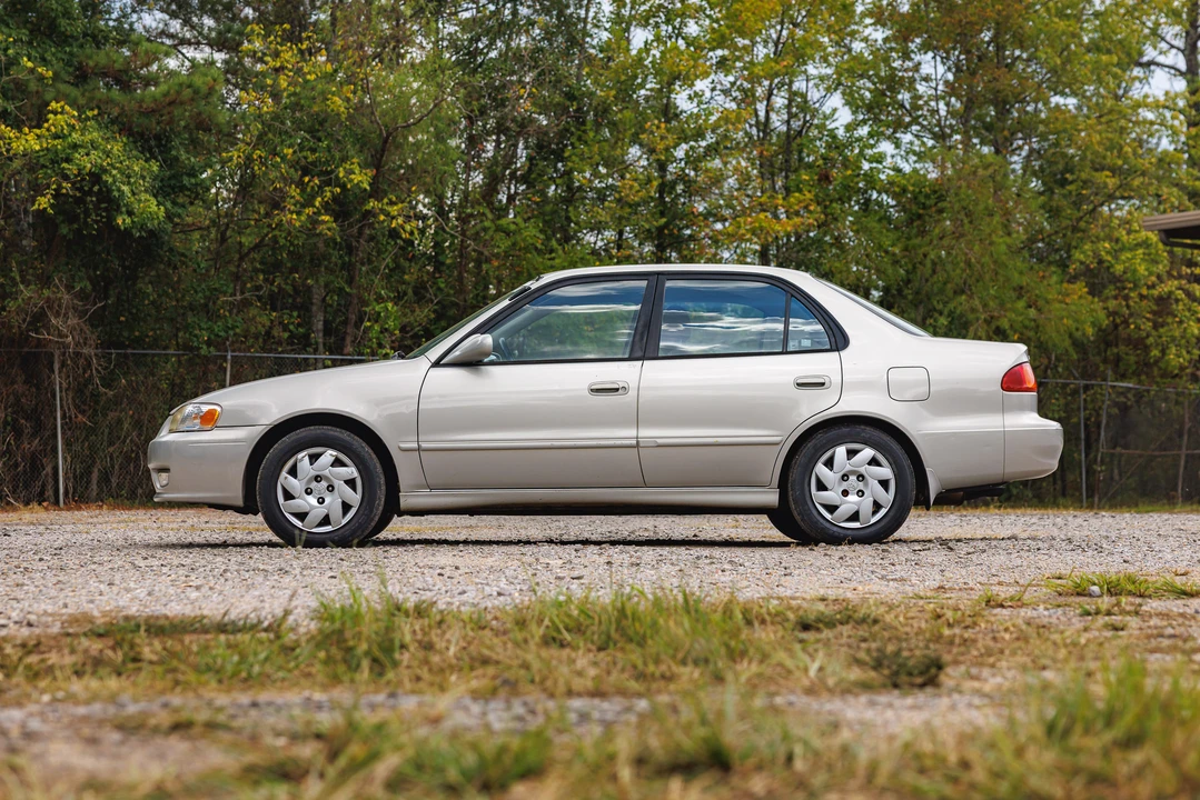2001 Toyota Corolla 9th Gen - Image 3 of 31