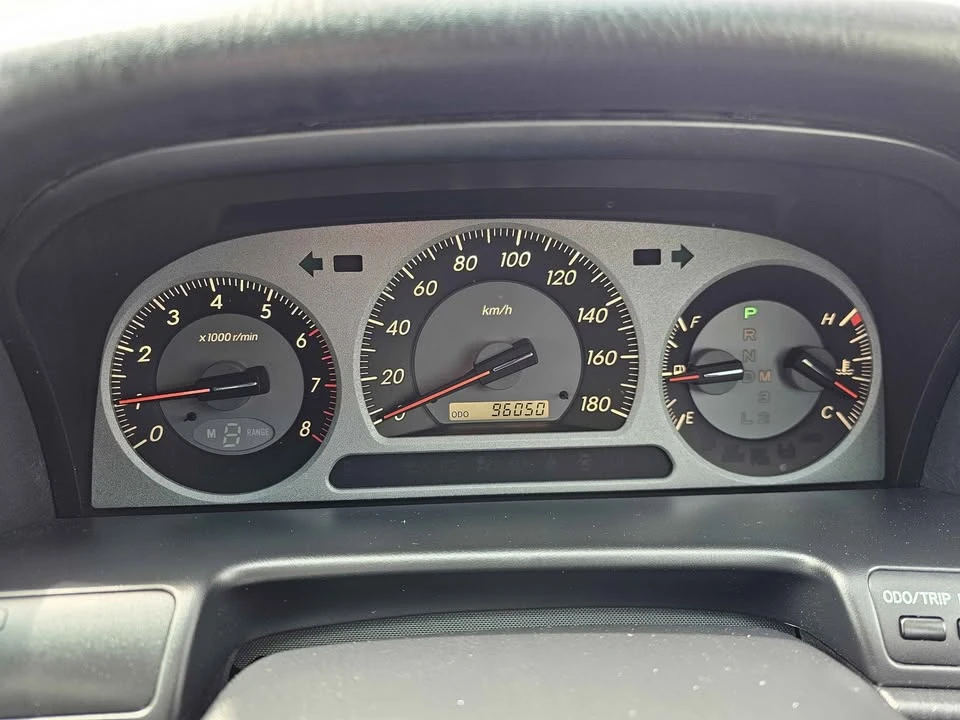 2001 Toyota Crown - Image 14 of 17