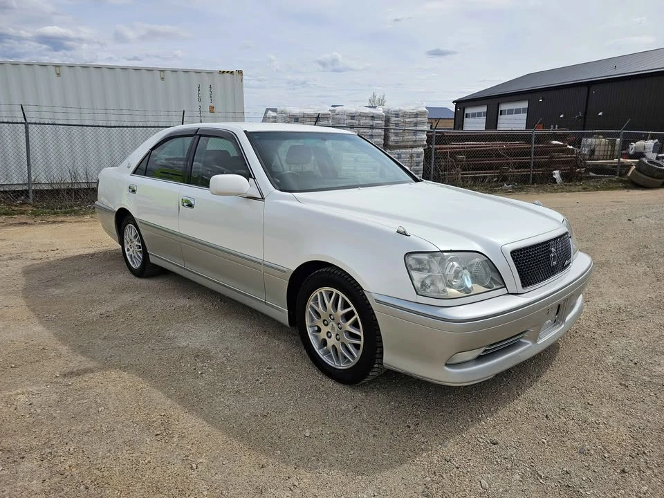 2001 Toyota Crown - Image 3 of 17