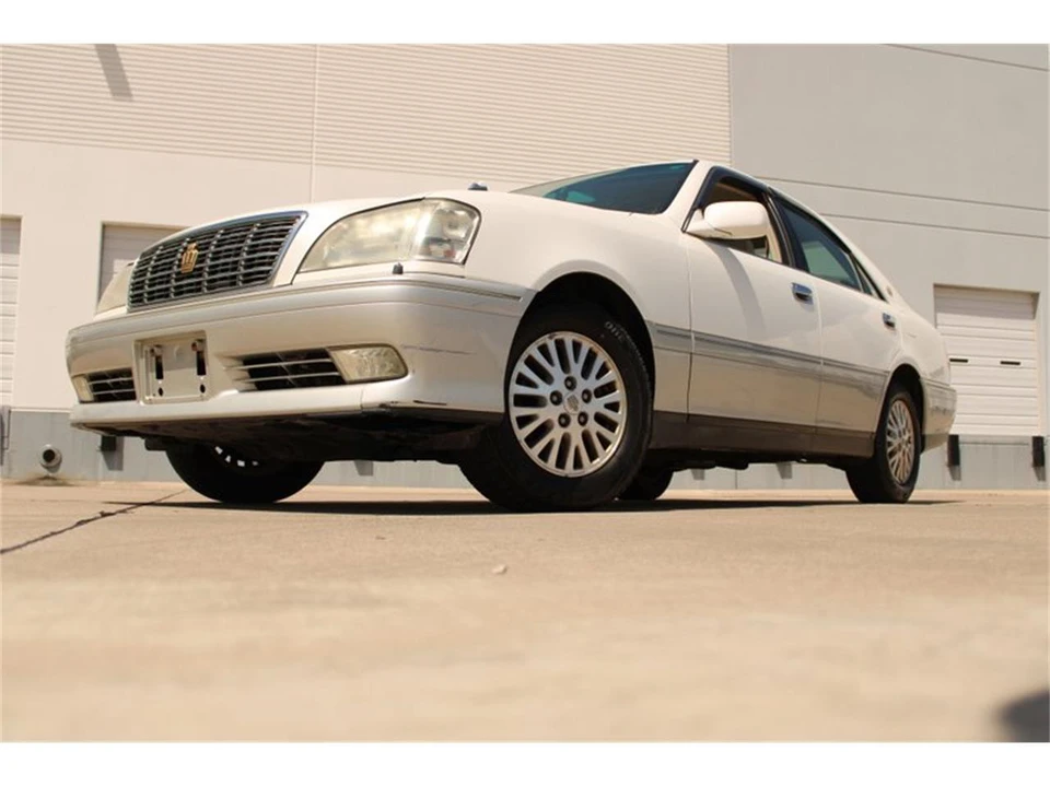 2001 Toyota Crown 10th Gen - Image 4 of 31