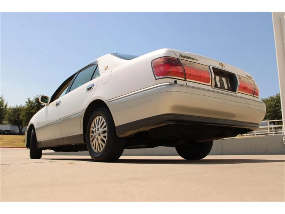 2001 Toyota Crown 10th Gen - Image 10 of 31