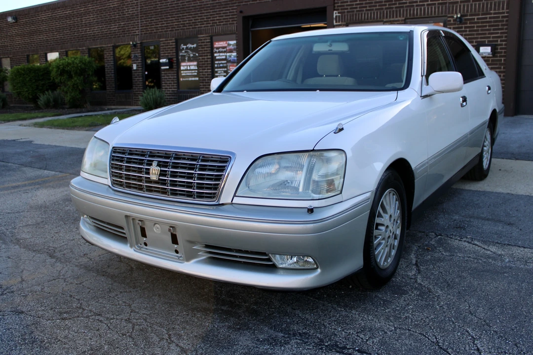2001 Toyota Crown - Image 2 of 31