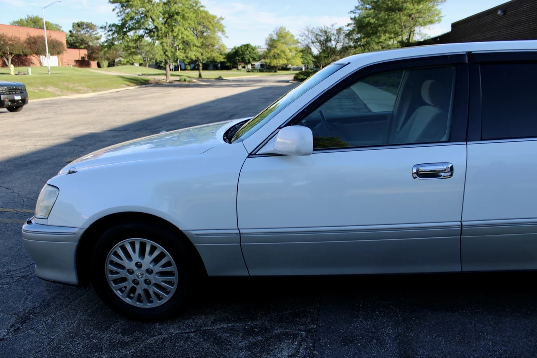 2001 Toyota Crown - Image 8 of 31