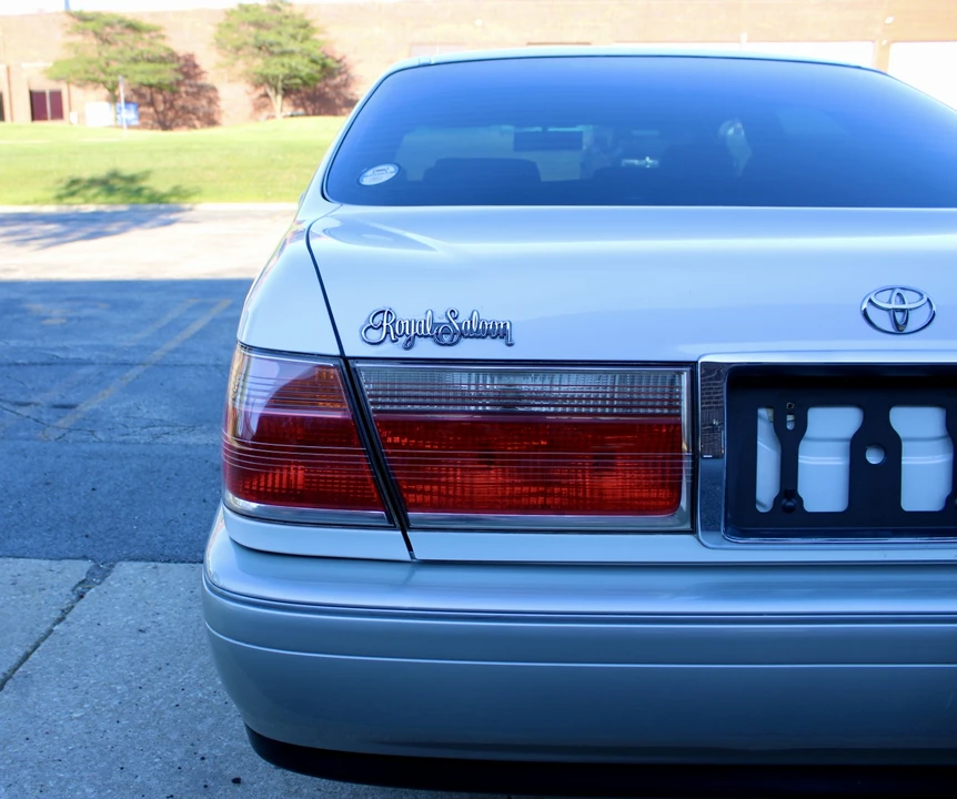 2001 Toyota Crown - Image 17 of 31