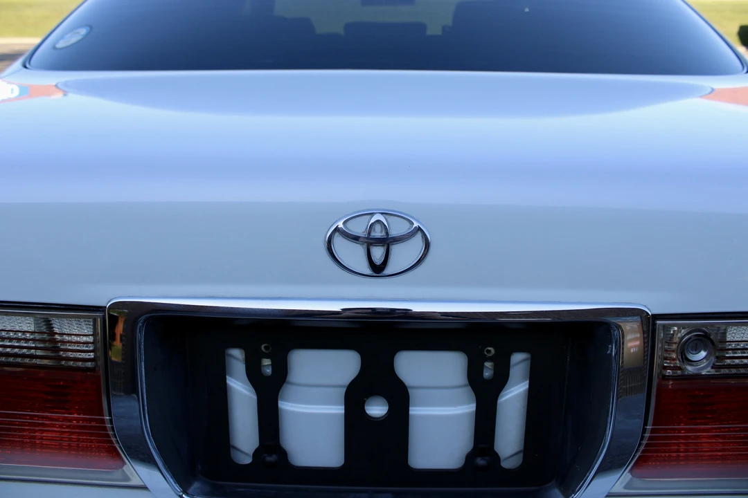 2001 Toyota Crown - Image 20 of 31