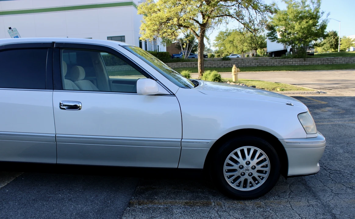 2001 Toyota Crown - Image 11 of 31