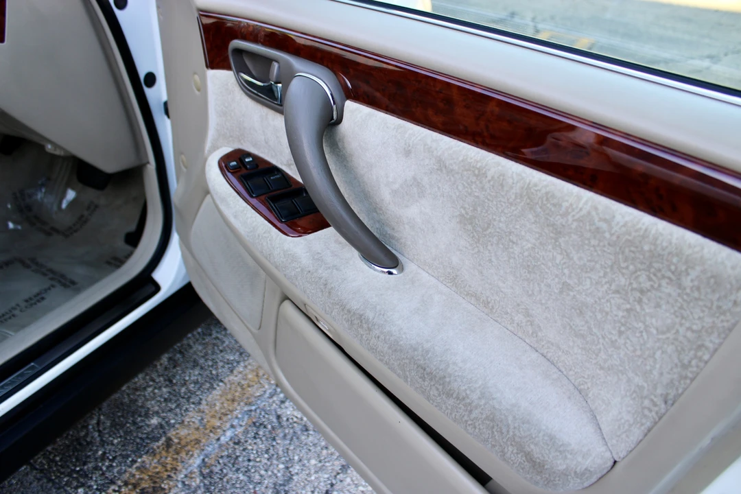 2001 Toyota Crown - Image 29 of 31