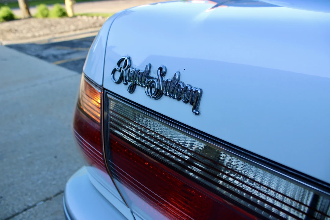 2001 Toyota Crown - Image 21 of 31