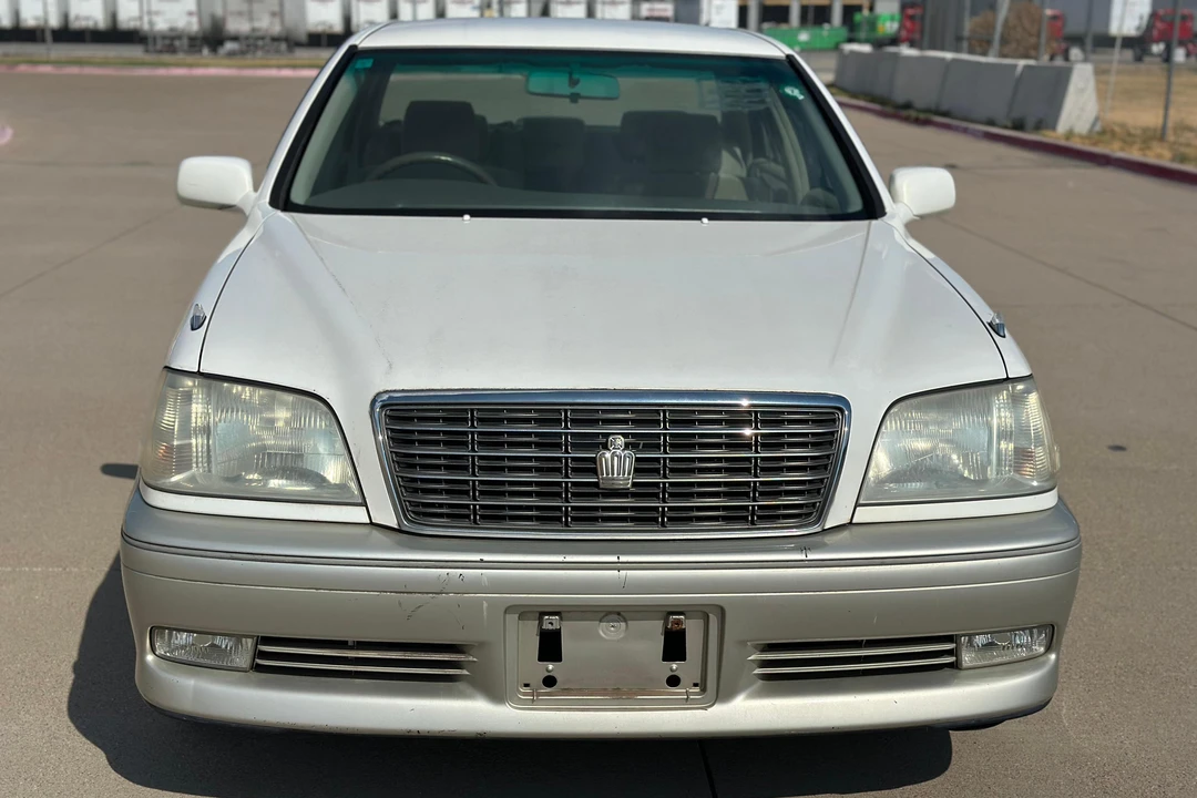 2001 Toyota Crown 10th Gen - Image 2 of 31