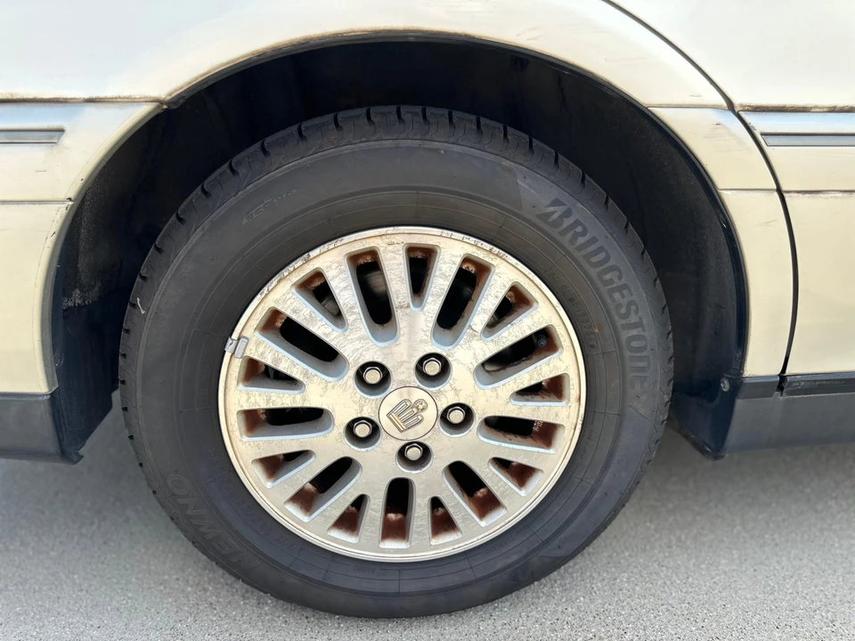 2001 Toyota Crown 10th Gen - Image 26 of 31