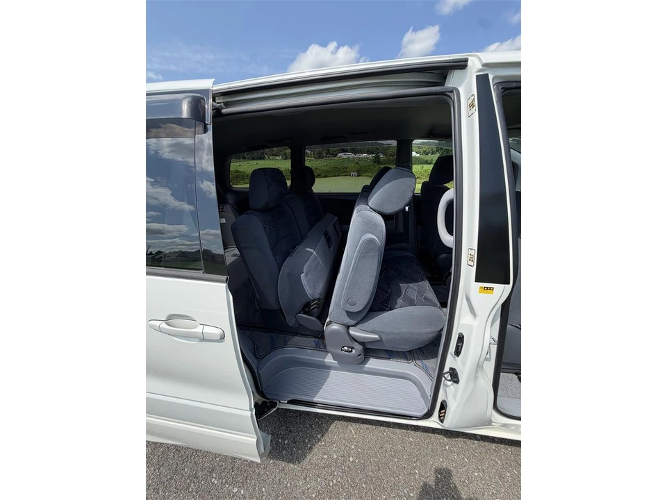 2001 Toyota Previa/Estima 2nd Gen - Image 23 of 31