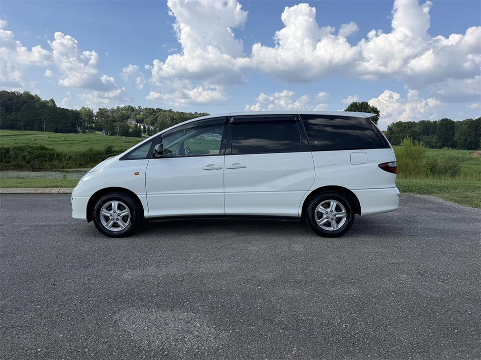 2001 Toyota Previa/Estima 2nd Gen - Image 10 of 31