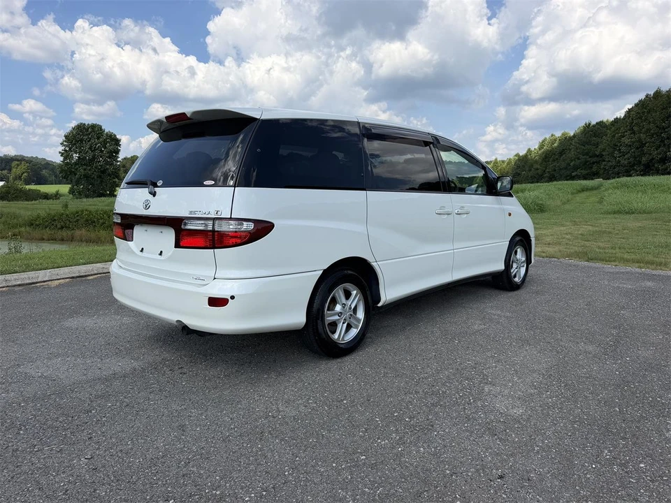 2001 Toyota Previa/Estima 2nd Gen - Image 11 of 31