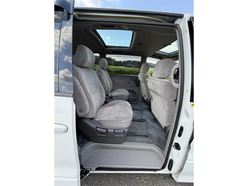 2001 Toyota Previa/Estima 2nd Gen - Image 19 of 31