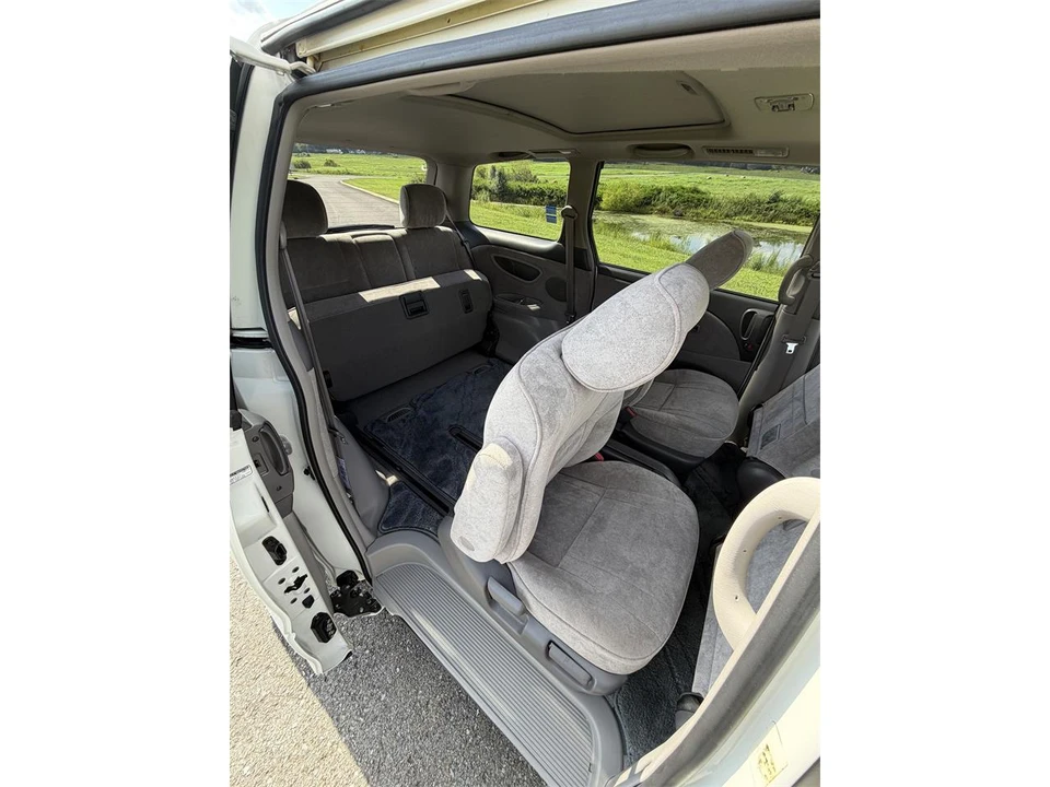 2001 Toyota Previa/Estima 2nd Gen - Image 30 of 31