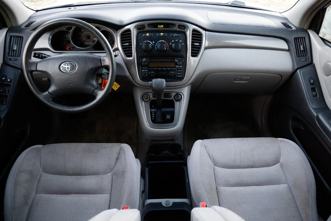 2001 Toyota Highlander - Image 2 of 21