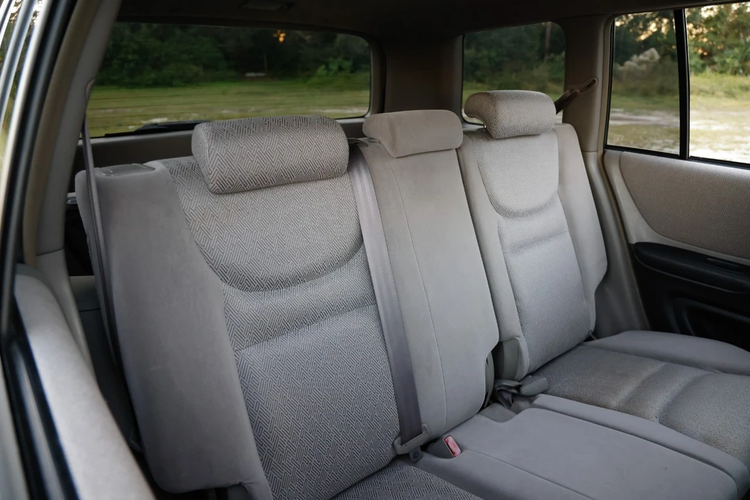 2001 Toyota Highlander - Image 14 of 21