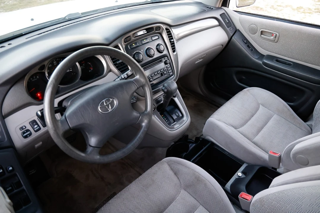 2001 Toyota Highlander - Image 4 of 12