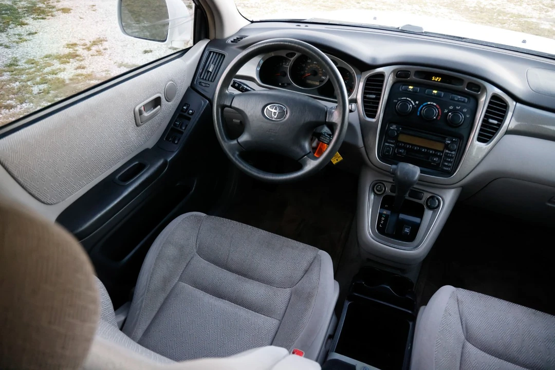 2001 Toyota Highlander - Image 20 of 21