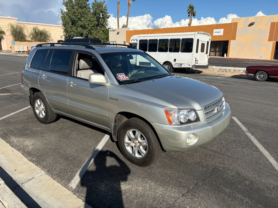 2001 Toyota Highlander - Image 2 of 21