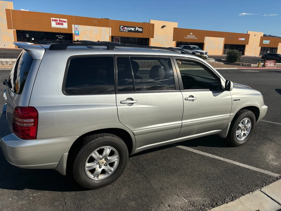 2001 Toyota Highlander - Image 8 of 21