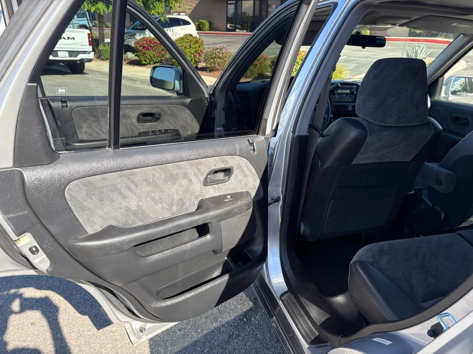 2001 Toyota Highlander - Image 3 of 21