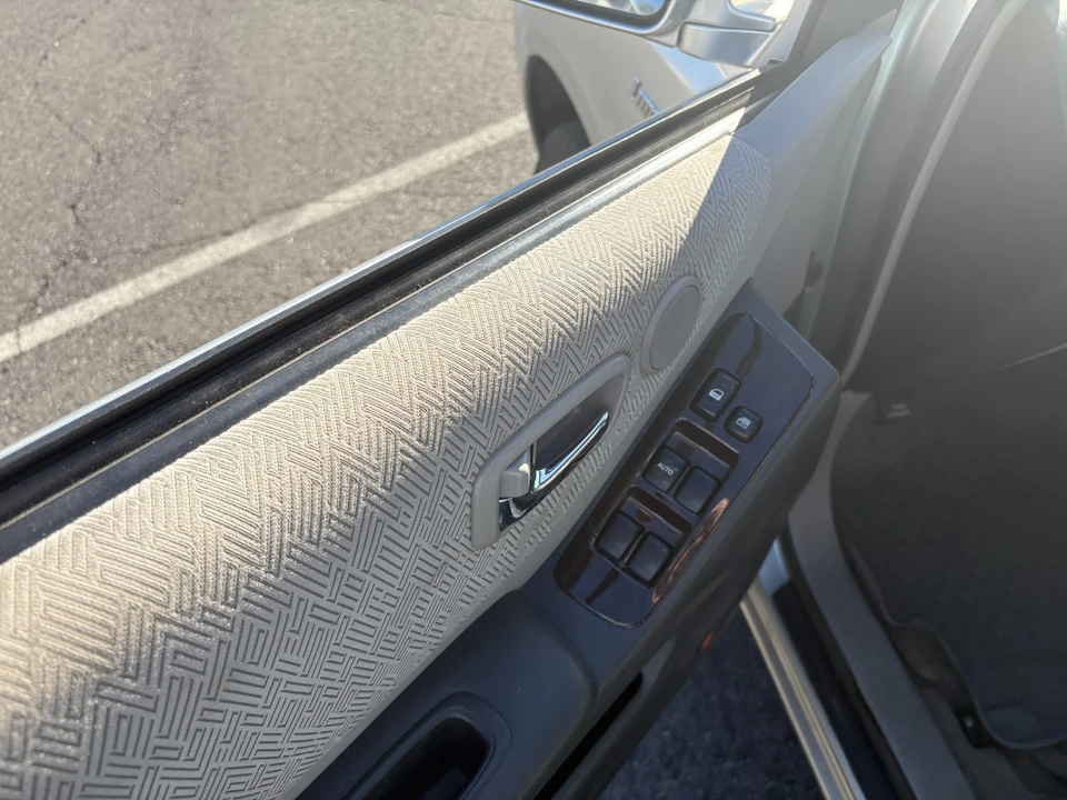 2001 Toyota Highlander - Image 20 of 21