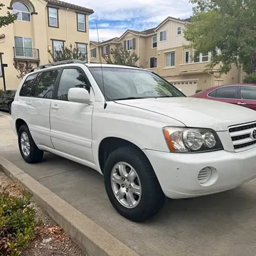 2001 Toyota Highlander LE Sport Utility 4D