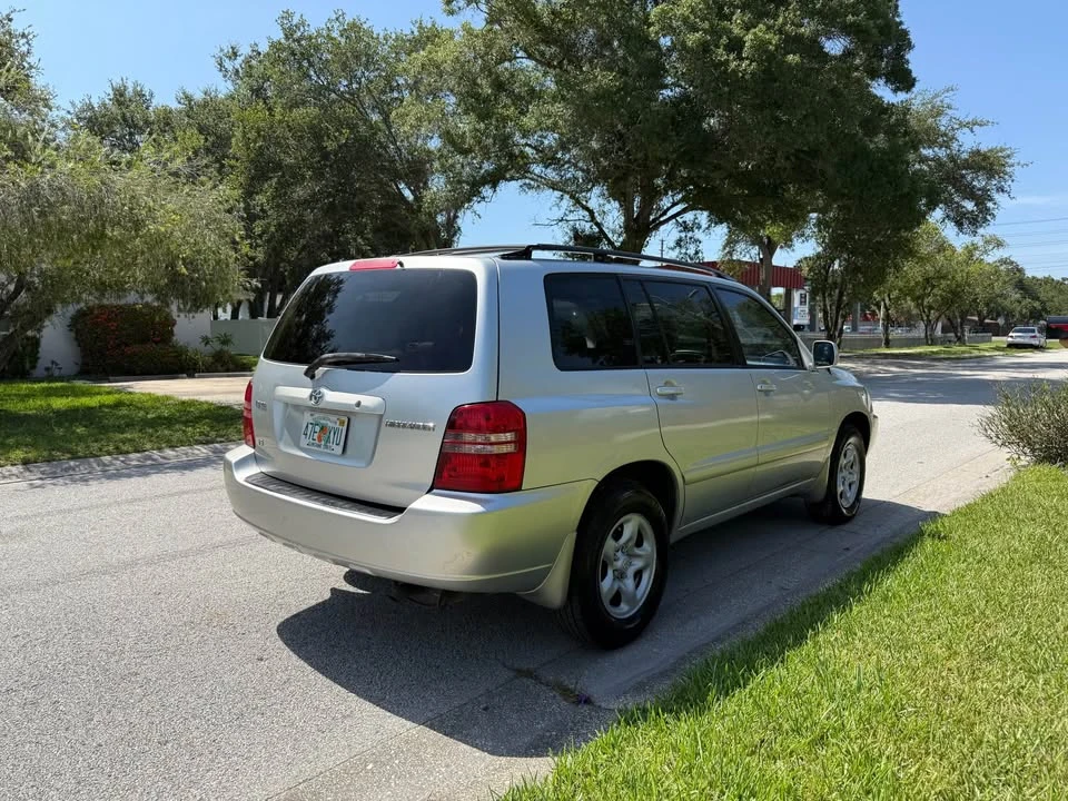 2001 Toyota Highlander - Image 4 of 15
