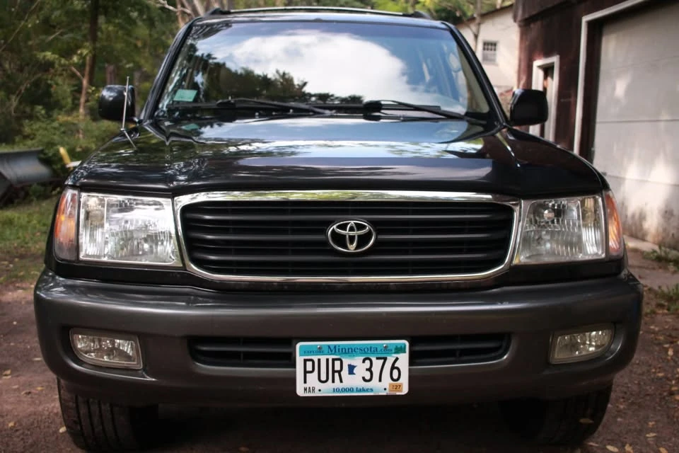 2001 Toyota J100 Land Cruiser - Image 9 of 17