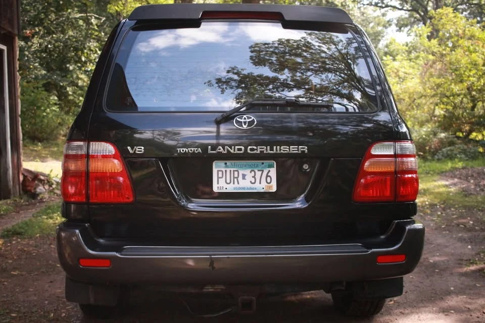 2001 Toyota J100 Land Cruiser - Image 8 of 17